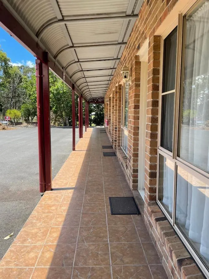 Crows Nest Motel
